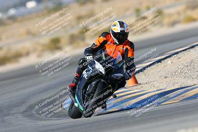 media/Jan-09-2022-SoCal Trackdays (Sun) [[2b1fec8404]]/Turn 11 (935am)/